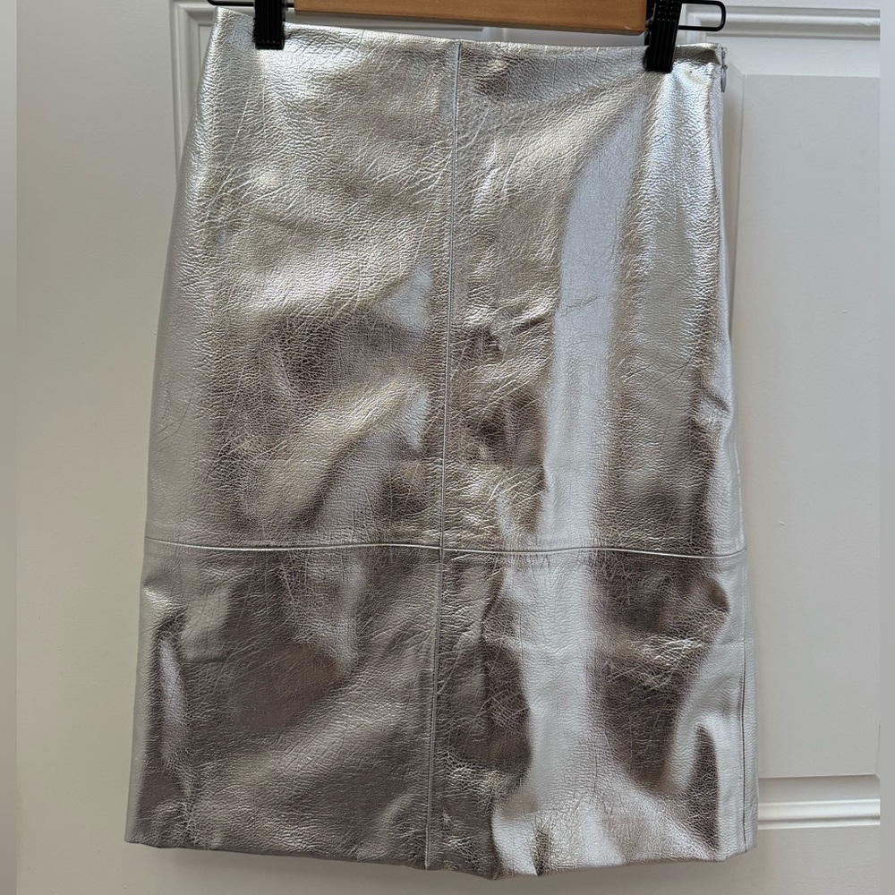 H&M NWOT Shimmering Silver Pencil Skirt